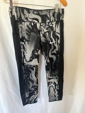 Nike Dri fit Capri length leggings